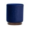 Pouf In Blauw Fluweel En Houten Basis