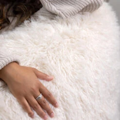 Icon Zitzak Cocoon - Zitzak Van Imitatiebont - Wit -VIDAXL Winkel 1dce90e046464e958743221f4d1e5ad5