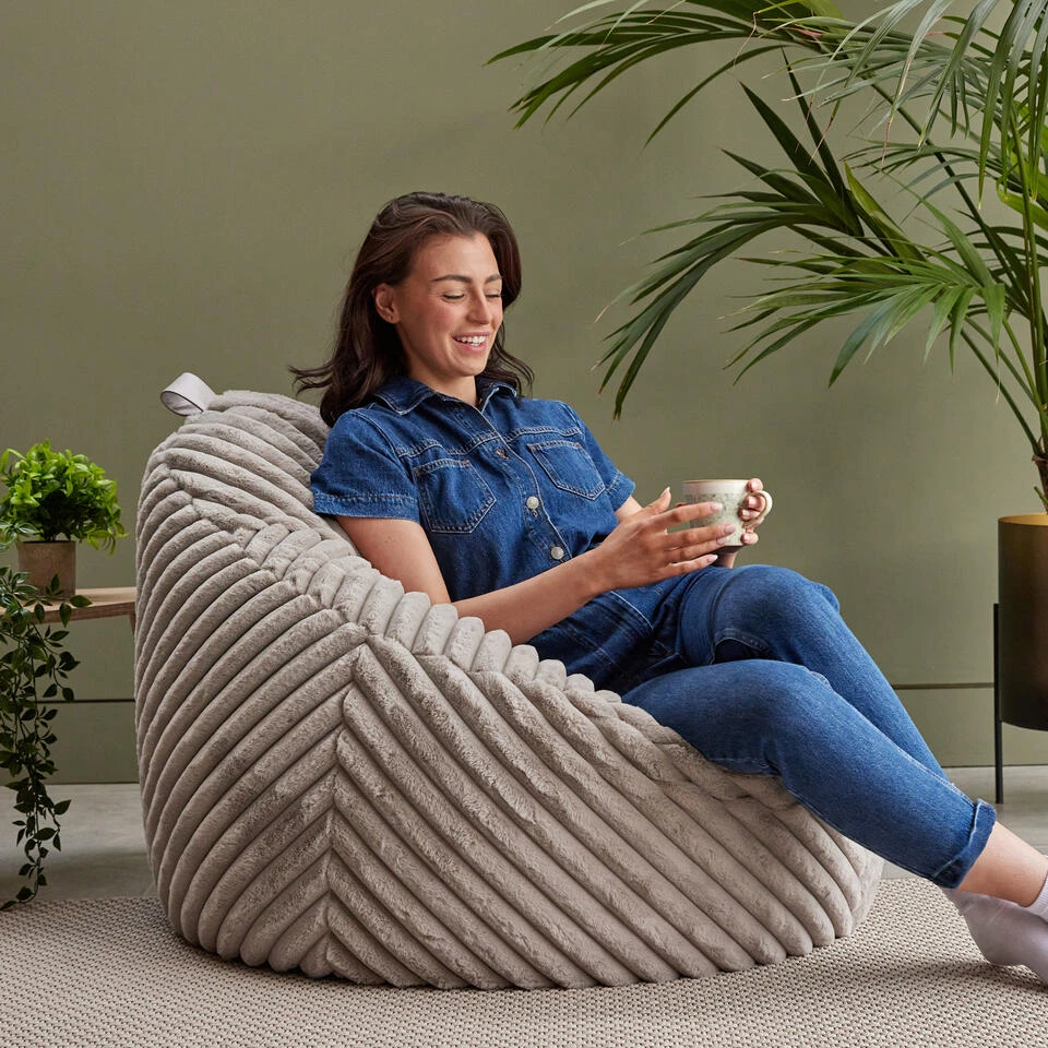 Icon Zitzak Cocoon - Zitzak Van Imitatiebont - Grijs 2 Icon Zitzak Cocoon - Zitzak Van Imitatiebont - Grijs - Afbeelding 2