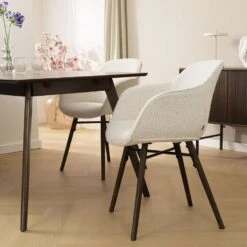 Nolon Nena-Mare Eetkamerstoel Bouclé Beige - Armleuning - Walnoot Poten -VIDAXL Winkel 8a70ee11853249a2a7ea16242c4315f0