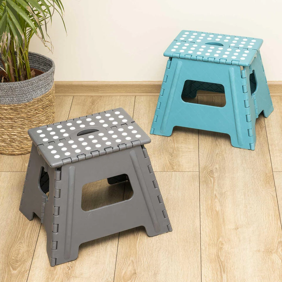 Merkloos HI Huishoudtrap - Grijs - 38x32x31 Cm - Opvouwbaar - Keukentrap 3 Merkloos HI Huishoudtrap - Grijs - 38x32x31 Cm - Opvouwbaar - Keukentrap - Afbeelding 3