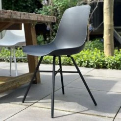 Nolon Noa-Pip Kunststof Tuinstoel Wit - Zwart Onderstel -VIDAXL Winkel d7089b17fdbd42fab06f48e54289711a