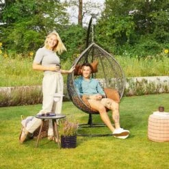 Merkloos HOME DELUXE Hangstoel CIELO Bruin Met Regenhoes -VIDAXL Winkel fe618e47437740b3bbdaede94a39f8ad 1